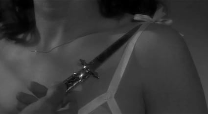Knife Play: Exploring Edge and Sensation Safely class image