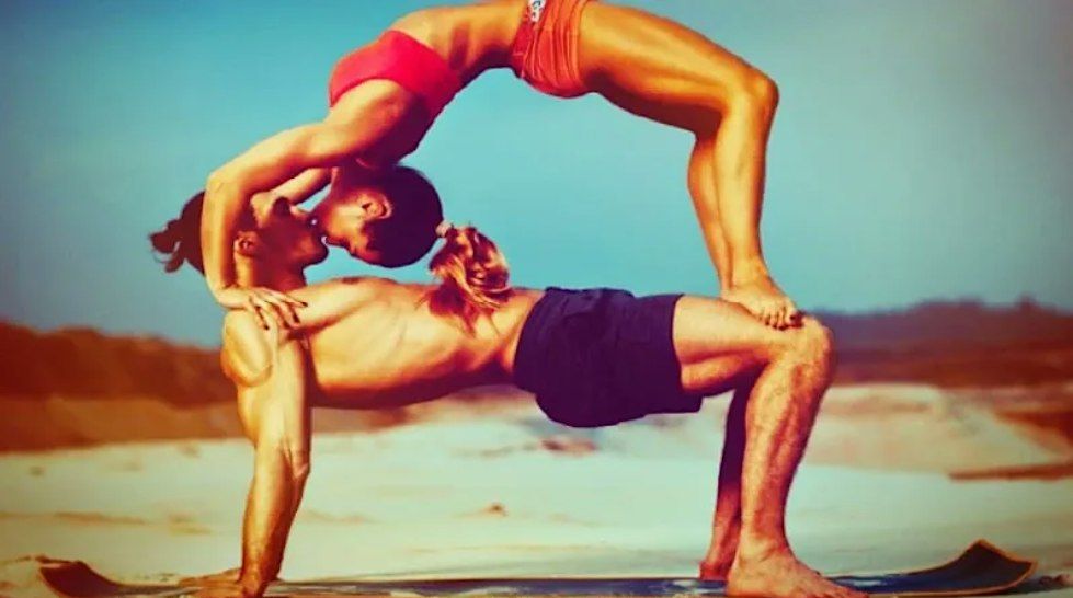 Kinky Partner Yoga flyer